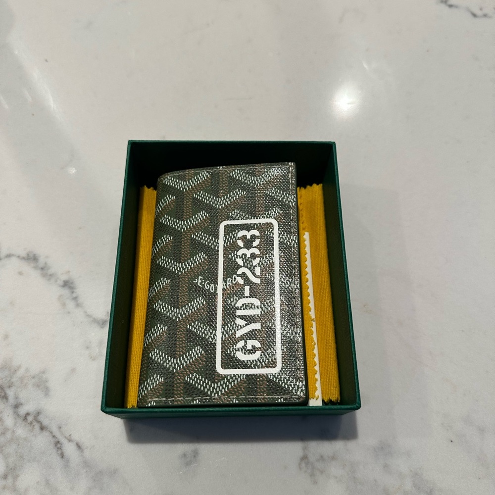 Goyard Gray Card Holder Wallet New Collection